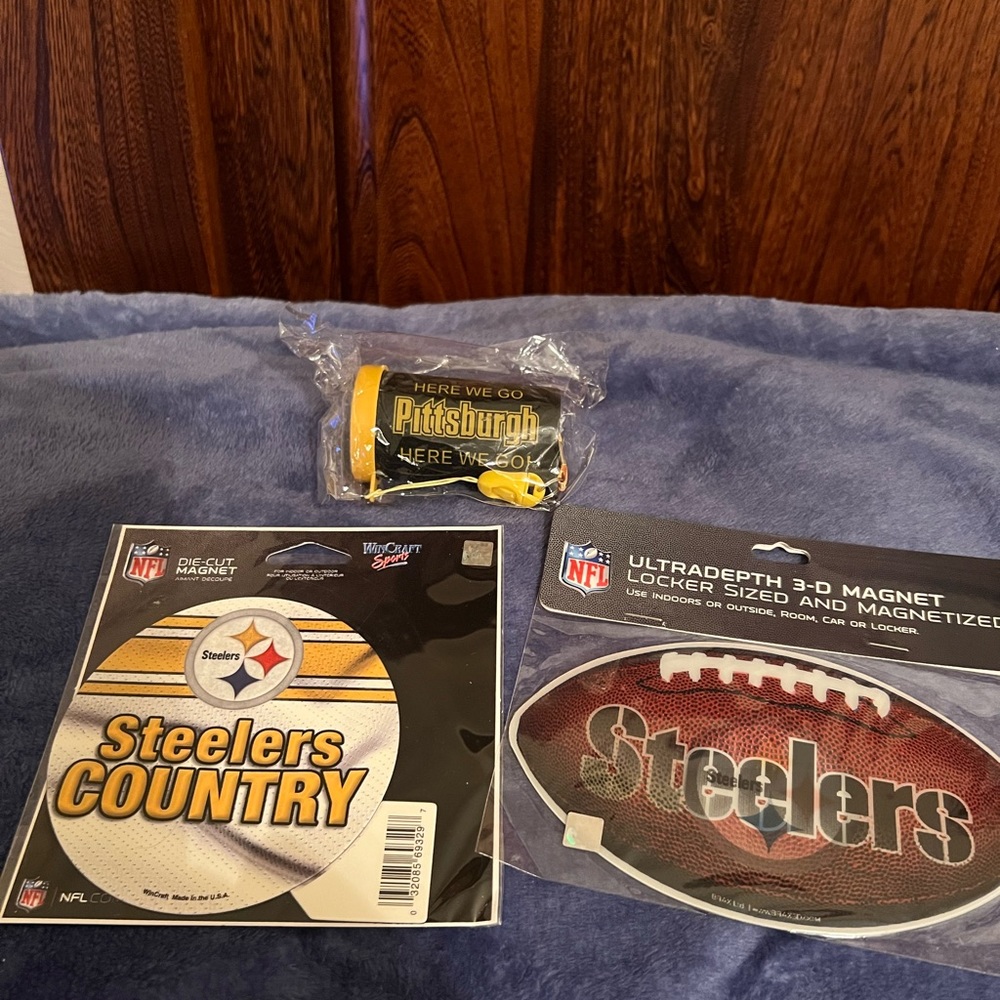Steelers Two Magnets, one die cut & one 3-D & a noise maker, all new in pkgs.